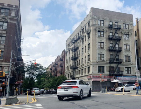 Broadway in Washington Heights. Credit: Mariam Lobjanidze.