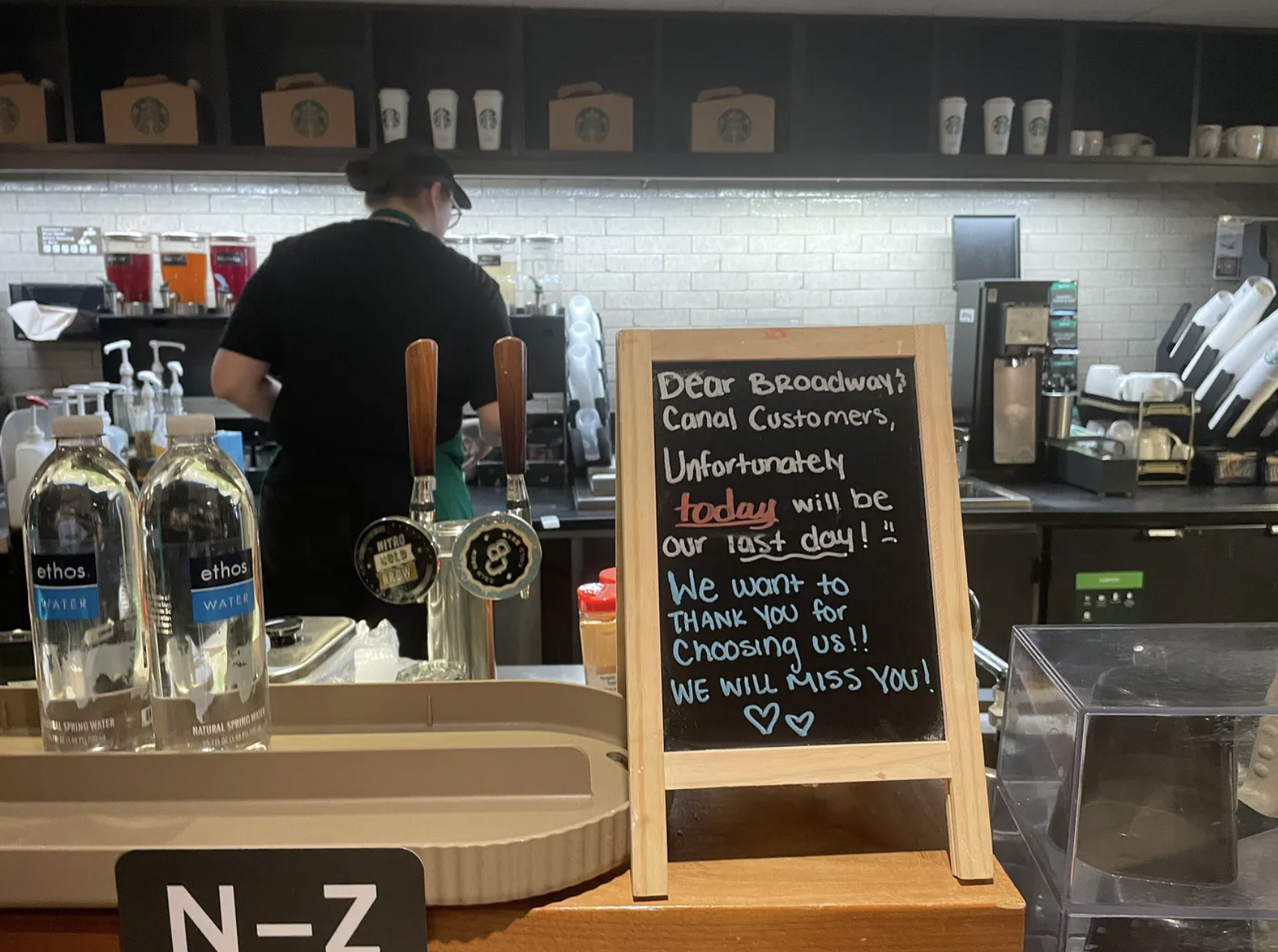 Starbucks on Broadway and Canal bids farewell to its customers. (Credit: Genny Gottdiener)
