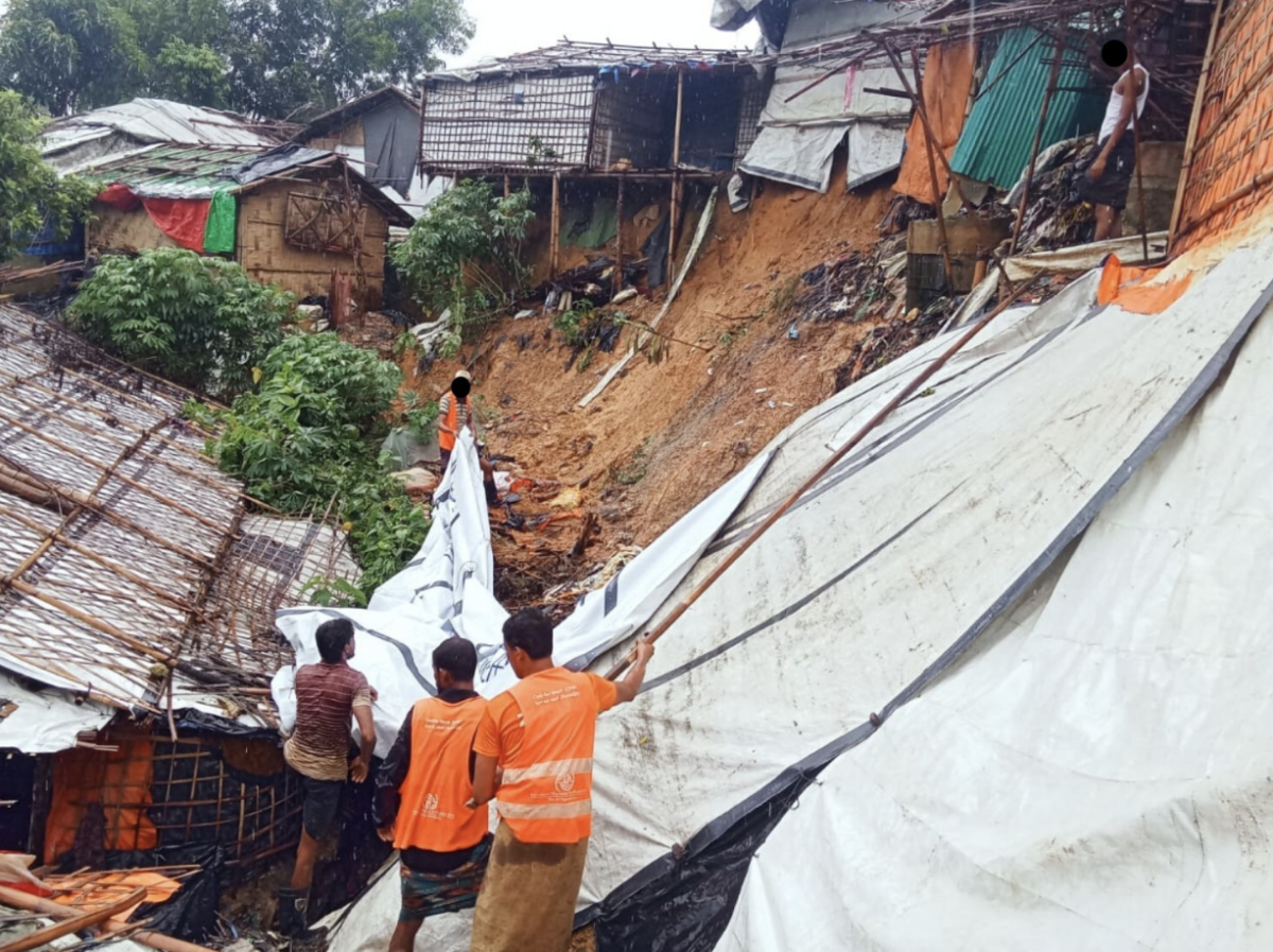 Refugee shelters being built on a hilly slope. (Courtesy image: Nazifa Rafa)