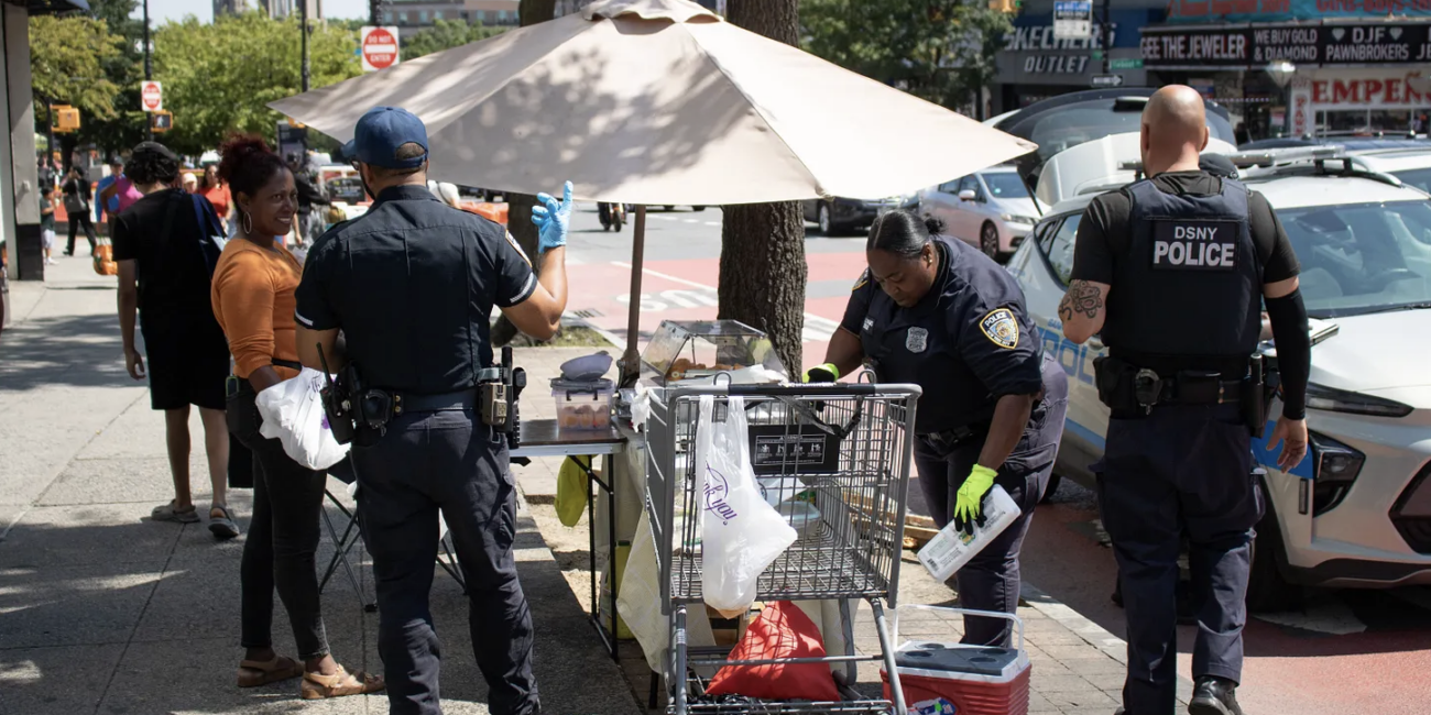 Sanitation police confiscate Vilma Guevara’s empanadas and arepas on September 3, 2026. (Credit: Nicole Williams Quezada)