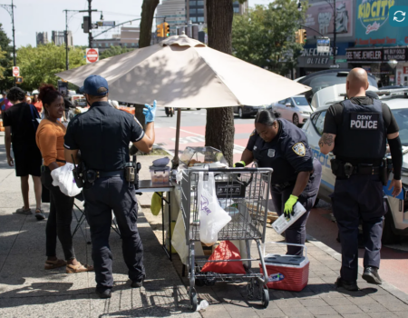 Sanitation police confiscate Vilma Guevara’s empanadas and arepas on September 3, 2026. (Credit: Nicole Williams Quezada)